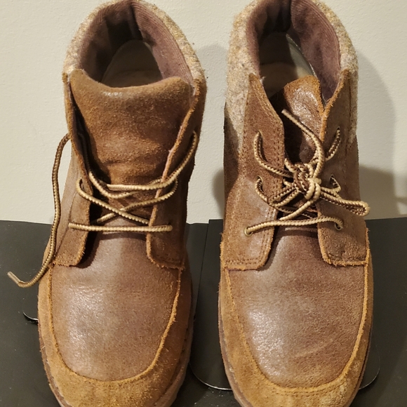 UGG Rugged Looking Boots/ Sz 5 - Picture 3 of 5